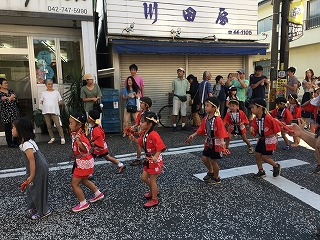 豊泉幼稚園　鳴子踊り